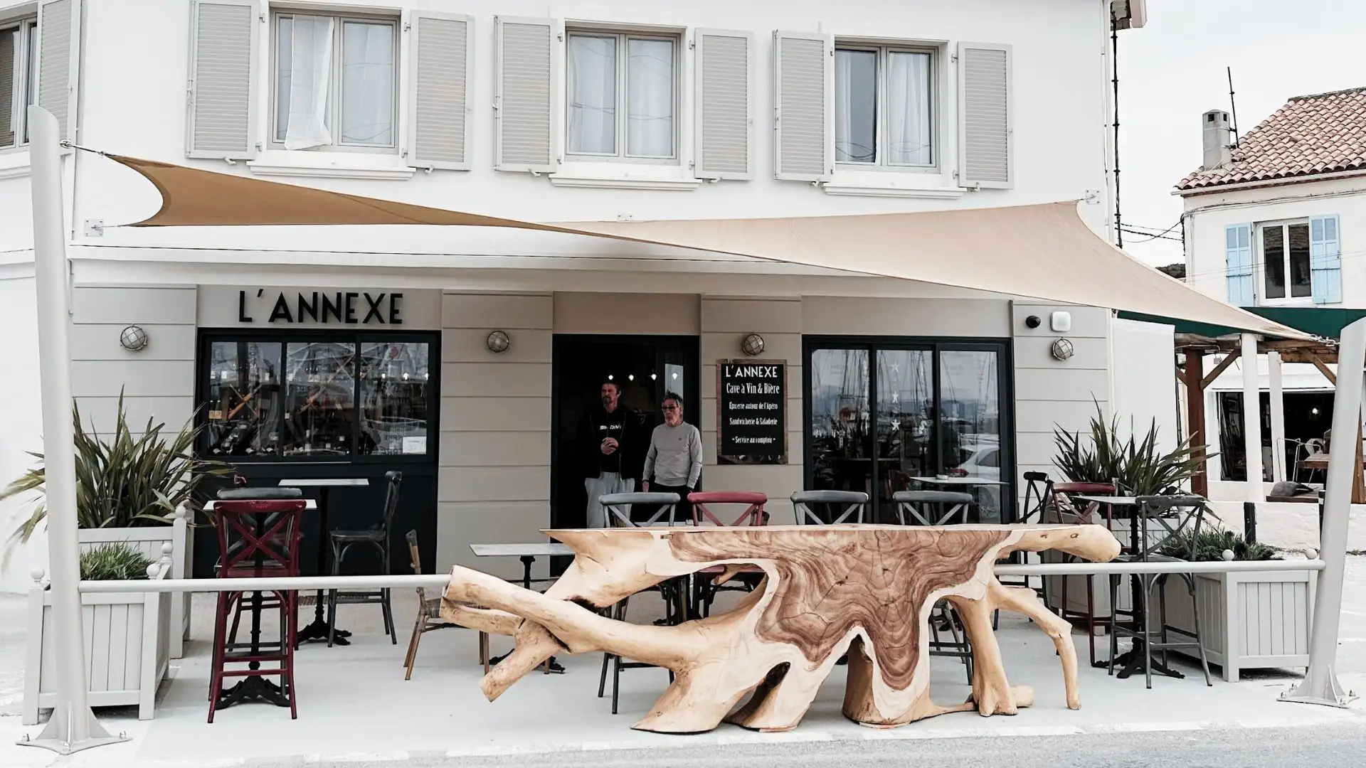 Snack Six fours le Brusc